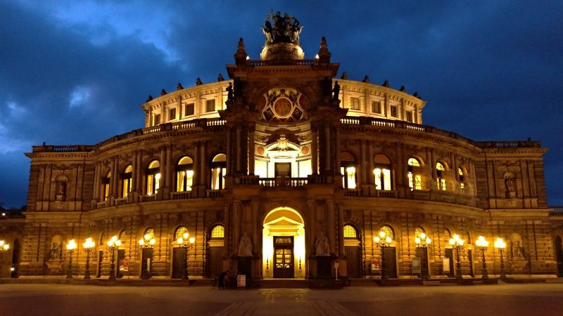 ゼンパー・オーパー ドイツ ドレスデン Semperoper
